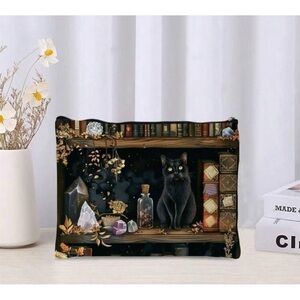 NWT Enchanted Black Cat Gothic Makeup Bag Novelty Design